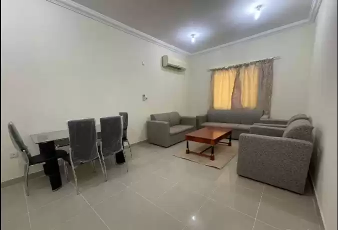 Residencial Listo Propiedad 2 dormitorios F / F Apartamento  alquiler en al-sad , Doha #15083 - 1  image 